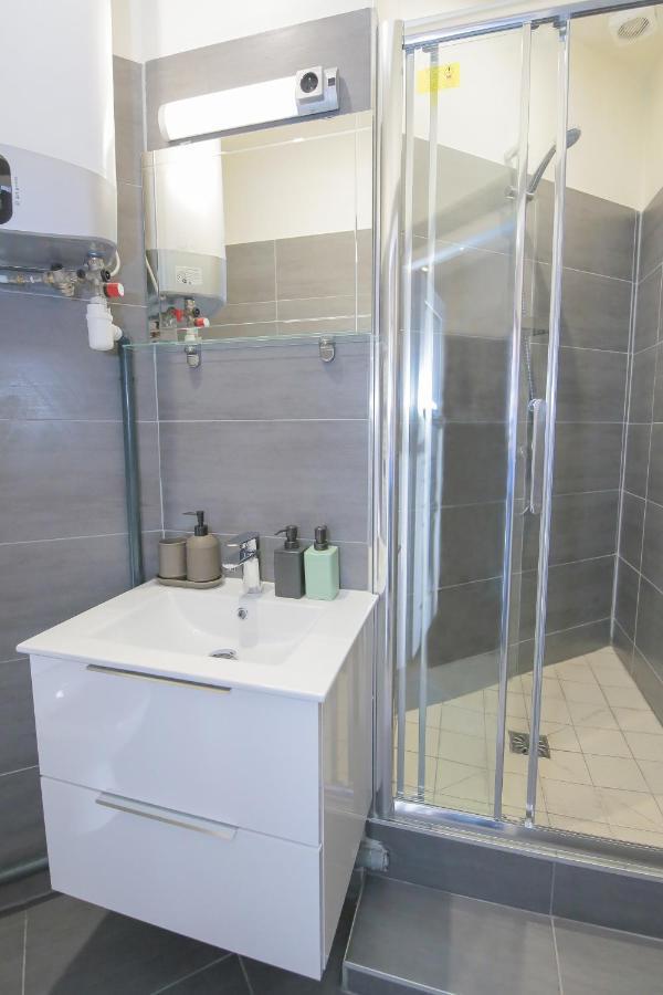 Le Victorien, T2 Hypercentre Chic Et Cosy, Wifi Par Sovalfi * Saint-Etienne (Loire)